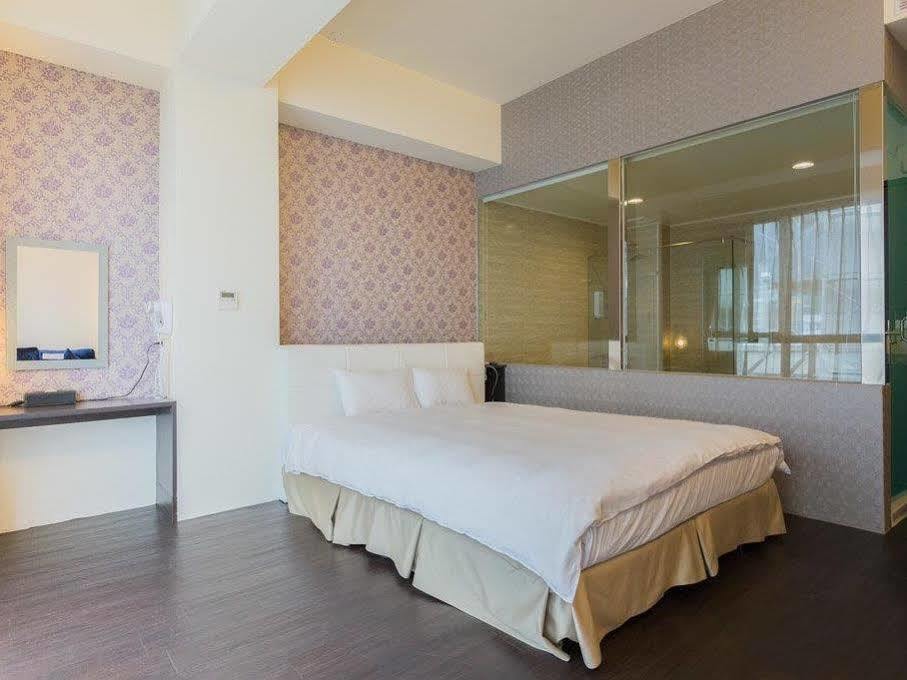 Hu Yue Lakeview Hotel Yuchi Εξωτερικό φωτογραφία